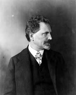 Alphonse Mucha photo